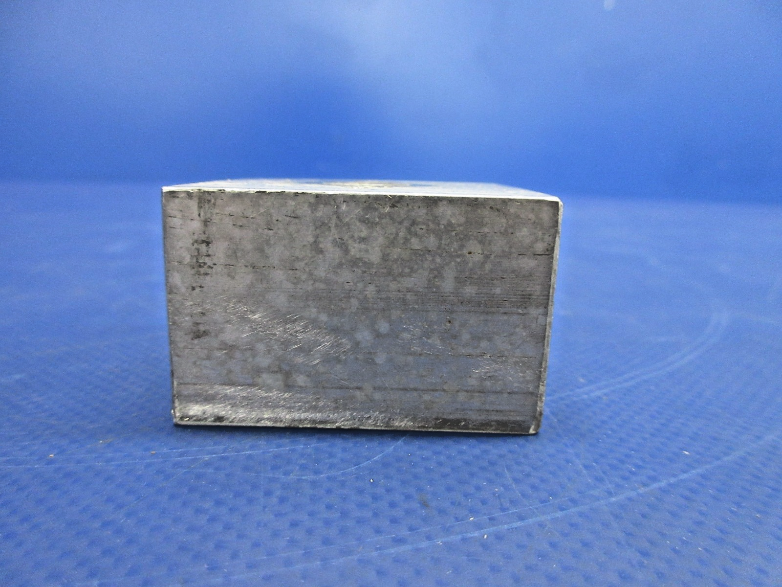 Diamond DA-40 RH Cowl Mount Block P/N D41-7103-12-71 (0726-814)5