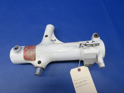 Piper PA32R Lance Main Gear Housing RH P/N 96766-07 (0424-1055)
