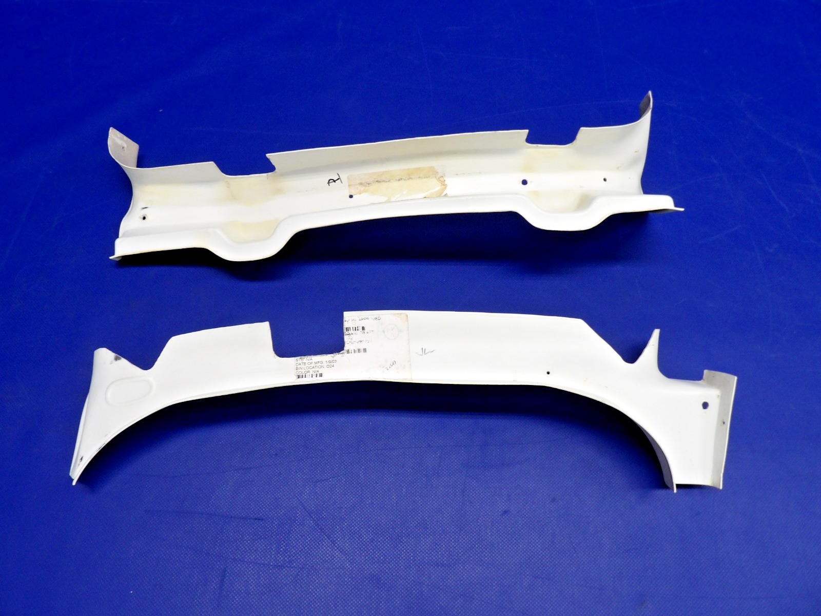 Cessna 172G Baggage Door Frame Cover Mouldings 0500210-95 SET OF 2 (0326-1248)8