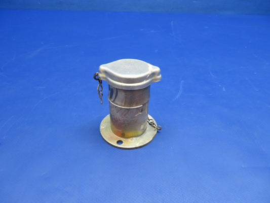 Continental IO-470 Oil Filler Neck w/ Cap P/N 538801, 640620-8 (0326-1778)0
