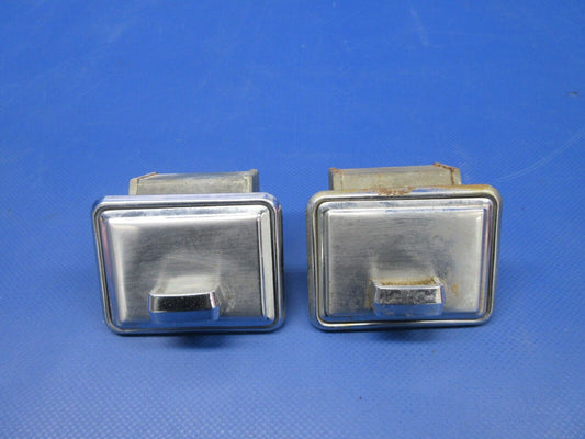 Piper Ash Tray Assy LOT OF 2 (0424-1292)