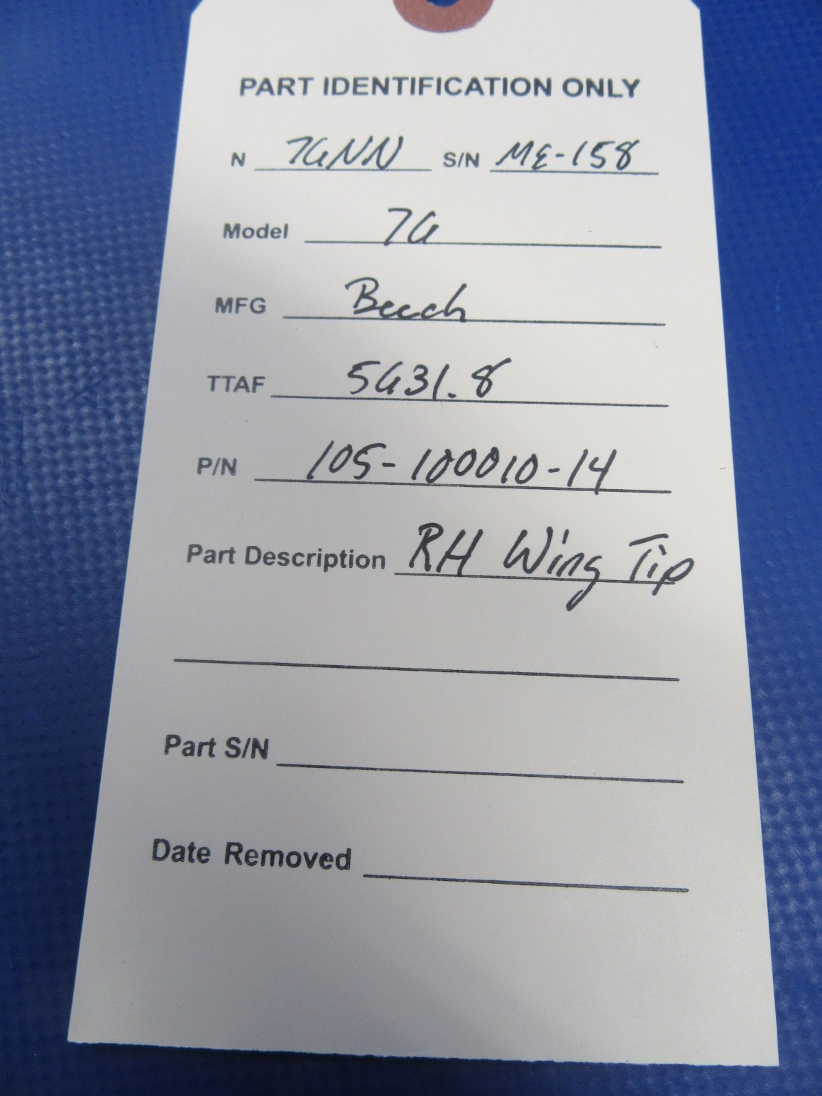 Beech 76 Duchess RH Wing Tip P/N 105-100010-14 (0326-46)11