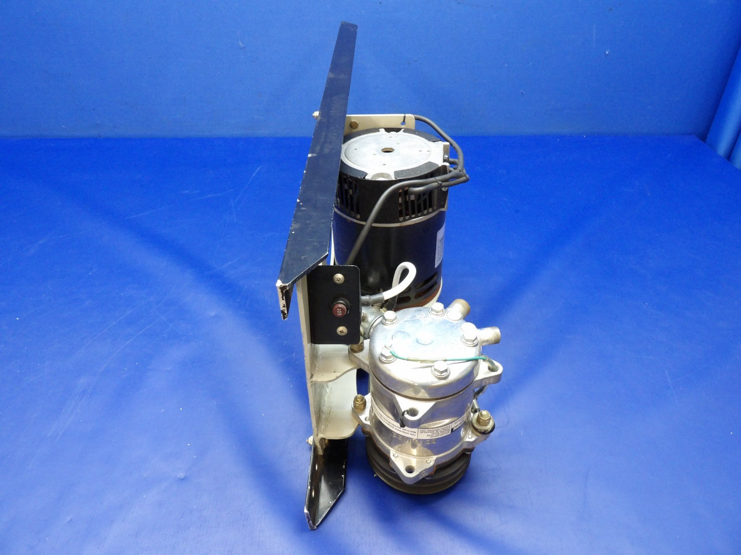 Air Tractor AT-301 AC Compressor + Motor 12/24V P/N P56SD112 TESTED (0626-1299)10