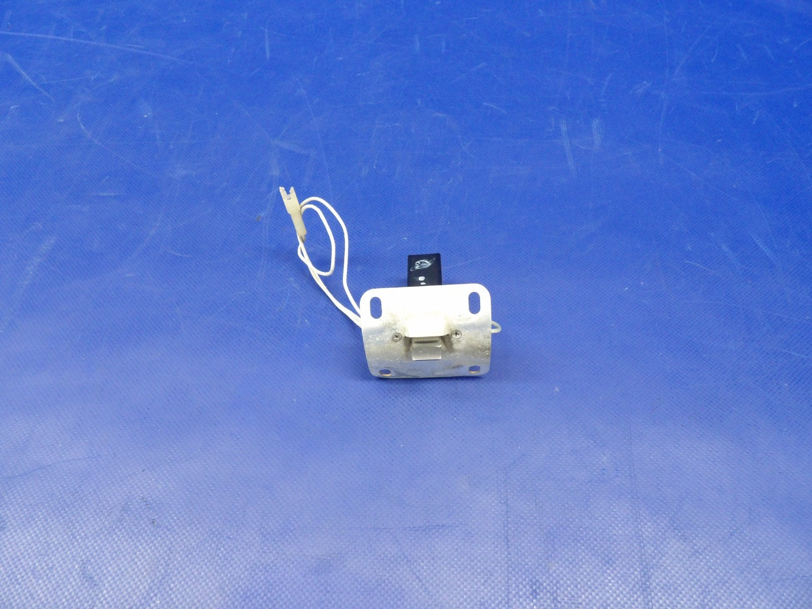 Cessna 172RG Safe Flight Lift Detector Heated 28V P/N 150 TESTED (0626-1505)2