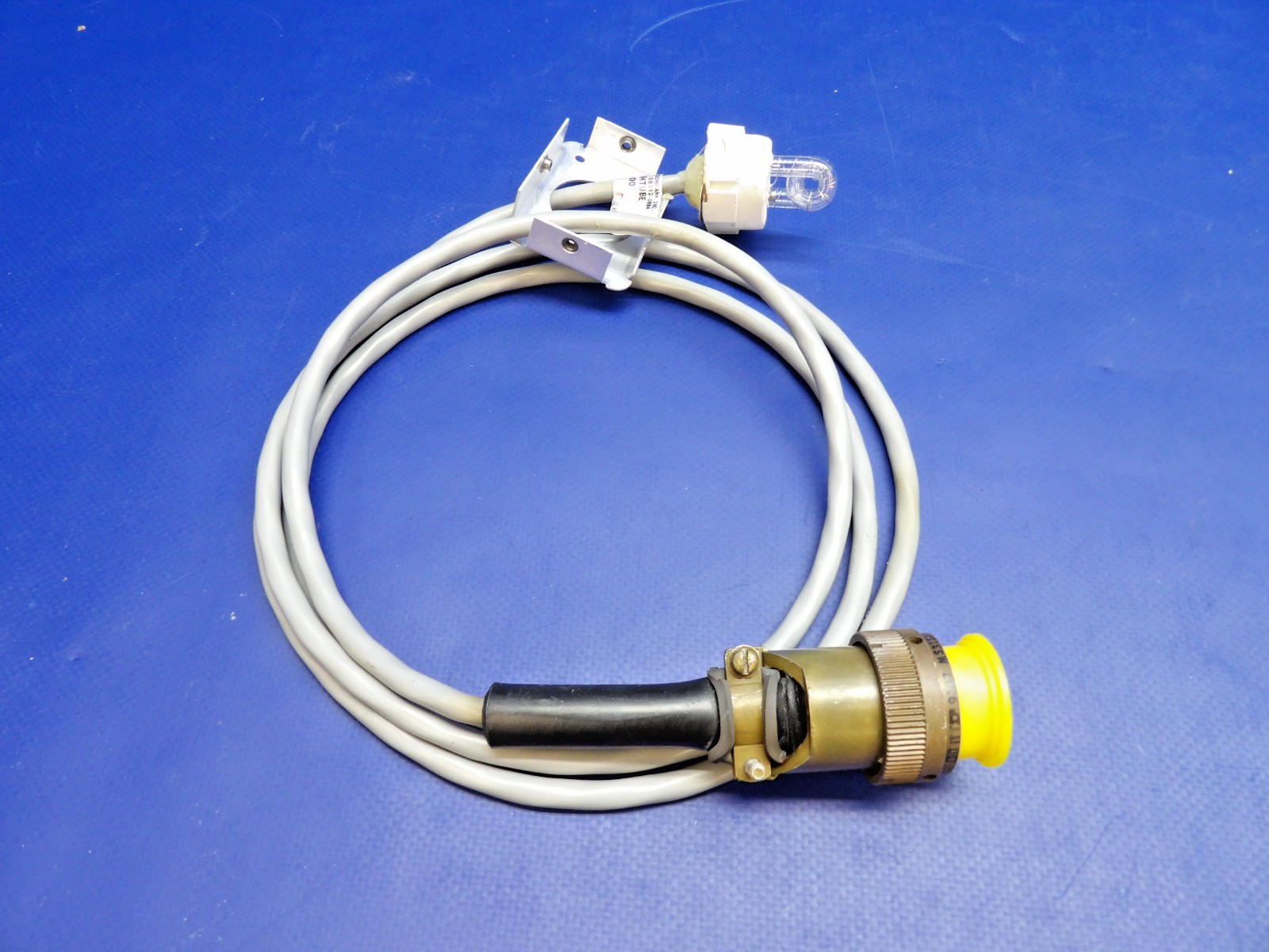Whelen Flash Tube & Base P/N 02-0390134-00 TESTED (0426-1336)4