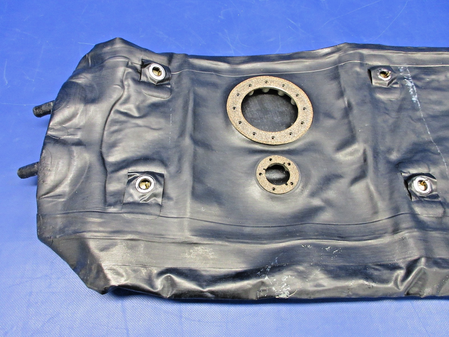 Beech 95 Eagle Tech Left Hand Main Fuel Bladder Cell P/N 35-380135-9E (0326-856)1