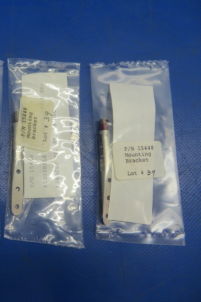 Static Wick Trailing Retainers 3 Hole P/N D/G 15448  LOT OF 2 NOS (0720-581)0