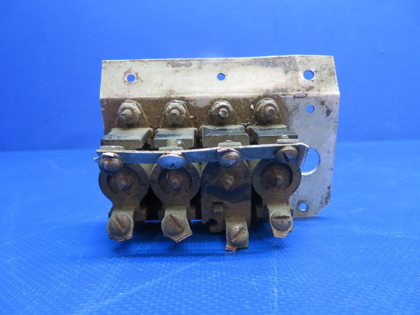 Piper PA-20 Pacer Circuit Breakers & Cutler-Hammer Switch LOT OF 10 (0824-1753)