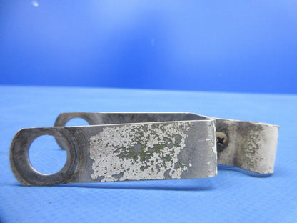 Piper PA-28-161 Warrior Hose Clip P/N 63332-03 LOT OF 3 (0824-974)