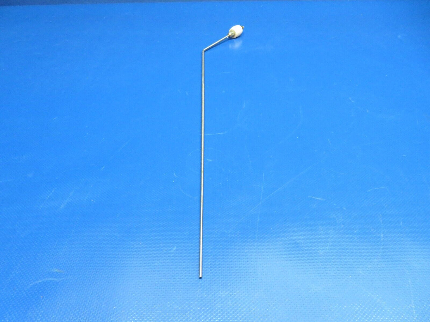 Piper PA-28- 180 Transmitting Antenna P/N 451-272, VTP-17 (1224-116)