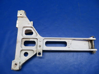 Piper Aerostar 602P LH Upper Side Brace Main Gear P/N 400094-01 (0123-834)10