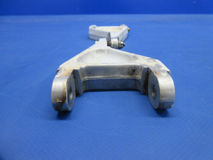 Piper PA-32RT-300T Lance II RH Main Landing Gear Torque Link 67012-00 (0924-863)