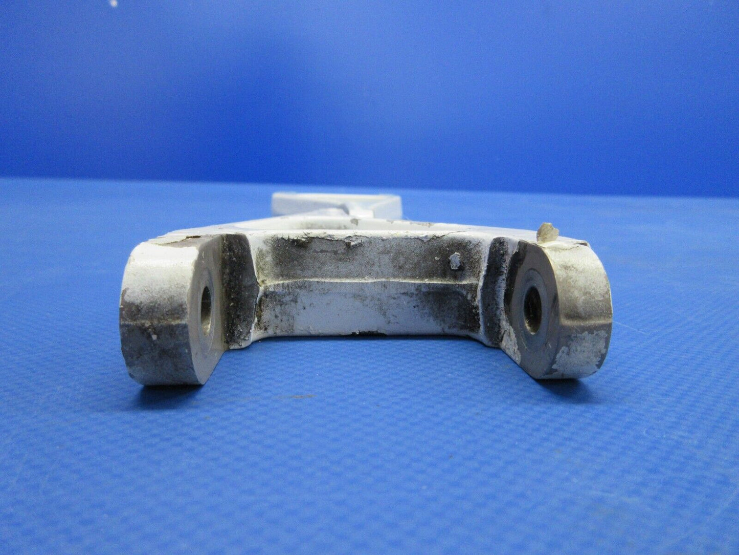 Piper PA-23-250 Aztec Nose Gear Torque Link Assy P/N 31805-06 (0624-782)