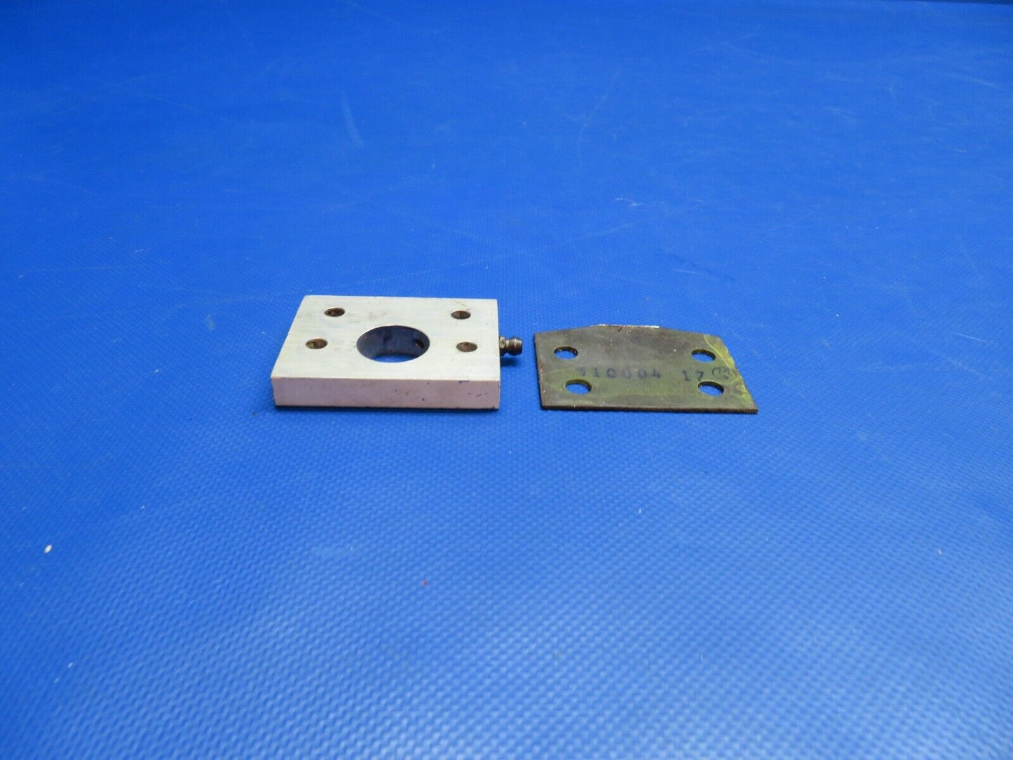 Mooney M20E Main Gear Attach Bearing & Shim P/N 2257-7 (0824-1727)