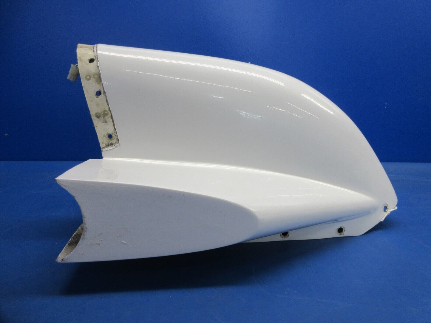 Piper PA-32RT-300T Lance II Forward Fin Tip P/N 38349-03 (0924-2069)