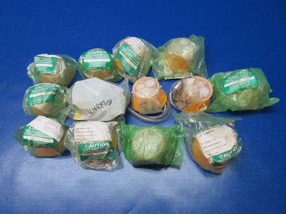 Puritan Oxygen Mask P/N 174097-01 CORE LOT OF 13 (1224-1339)