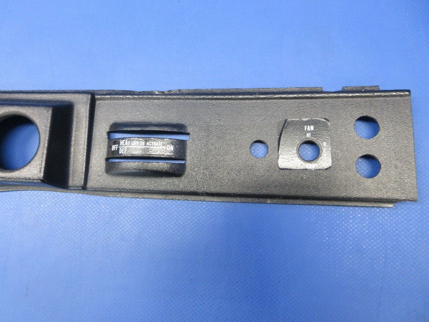 Piper PA-32RT-300T Lance II Instrument Panel Cover Assy P/N 69831-09 (0924-2100)