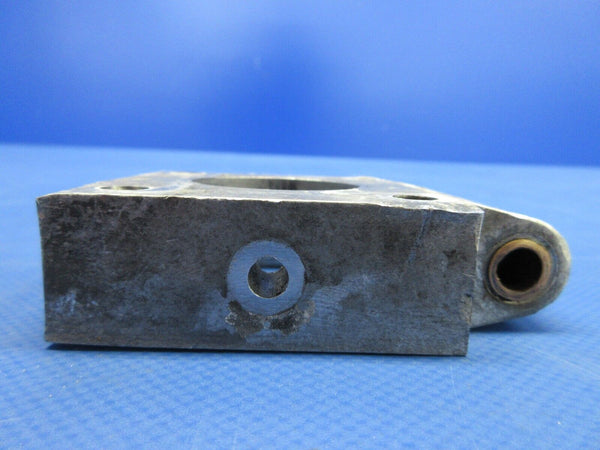 Piper PA-28-181 Archer Nose Gear Fork Block & Tow Bar Link  65276-02 (0624-927)