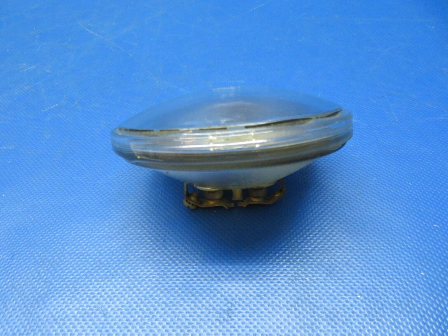 Beech C24R Landing Light Bulb & Retaining Ring P/N 169-110000-235 (0524-1563)