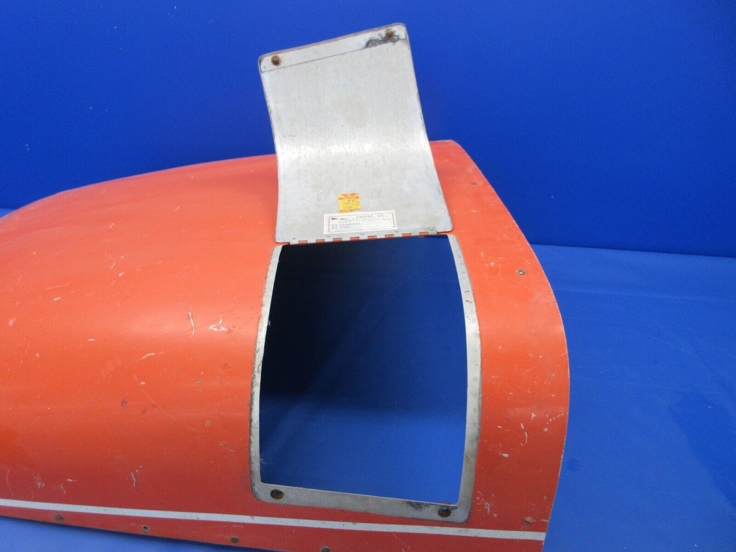 Cessna 172 Upper Cowl Assy w/ Nose Cap & Door P/N 0552010-78 (0324-611)