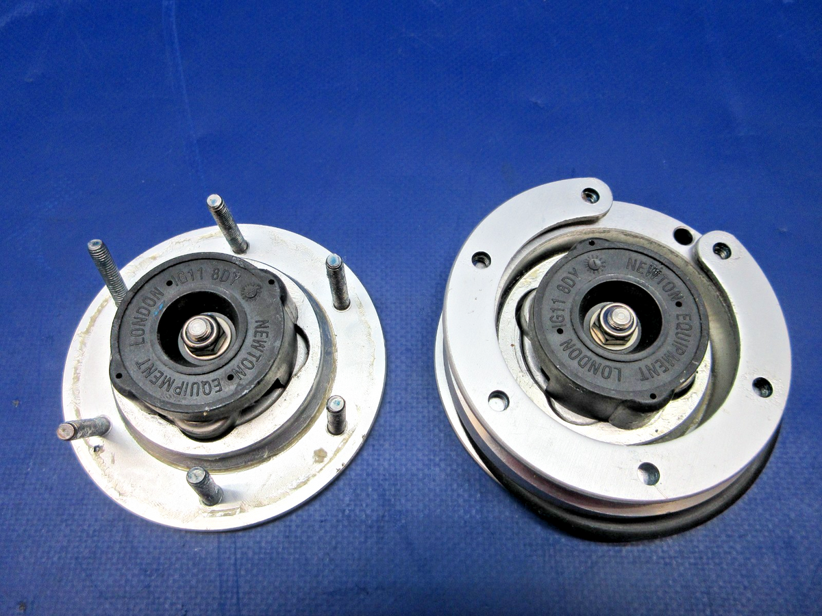 Diamond DA-40 Fuel Filler Cap P/N A36L.NR36C LOT OF 2 (0726-836)3
