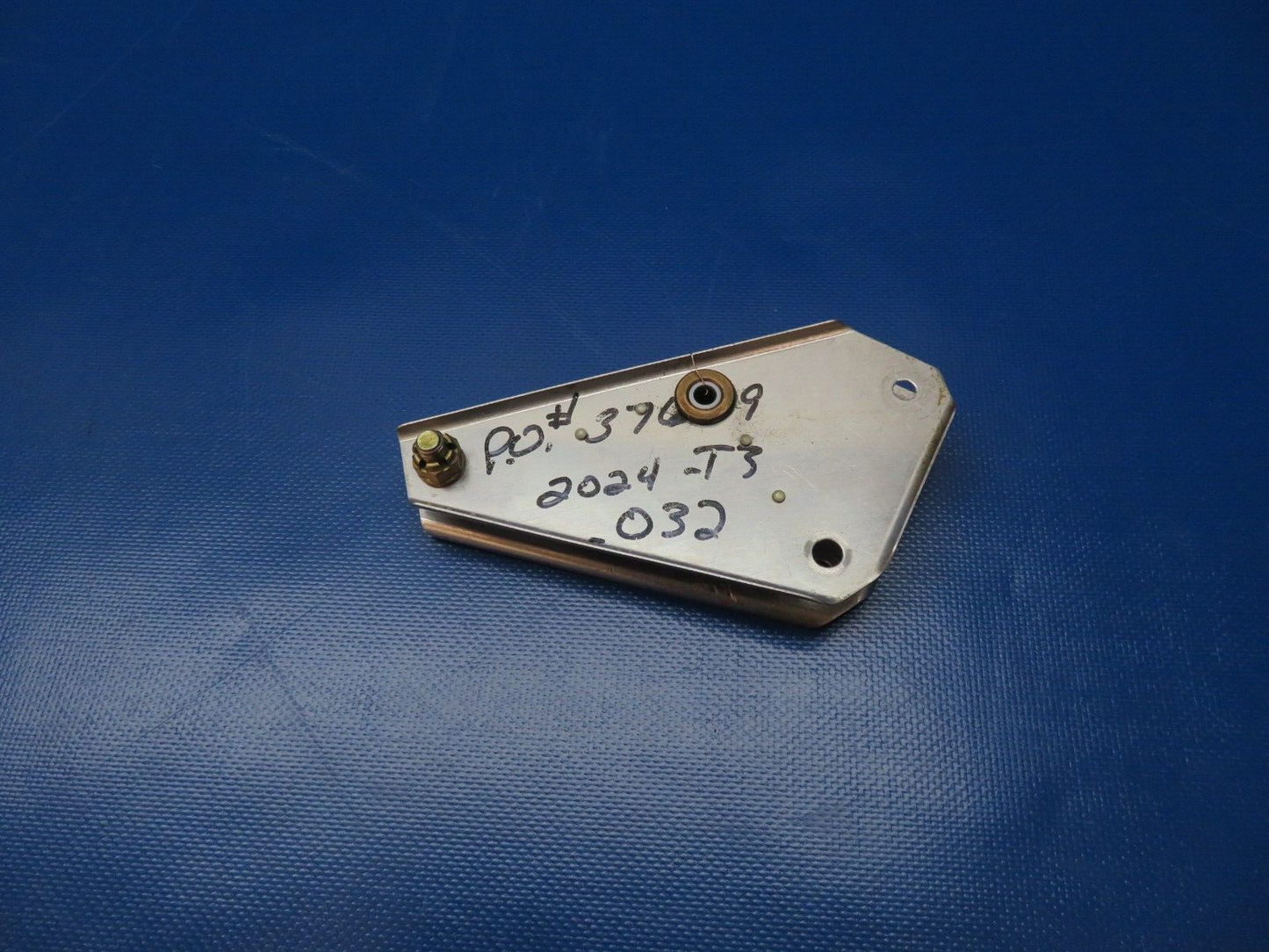 Enstrom 280FX Cyclic Control Bellcrank P/N 28-16218-1 (1124-760)
