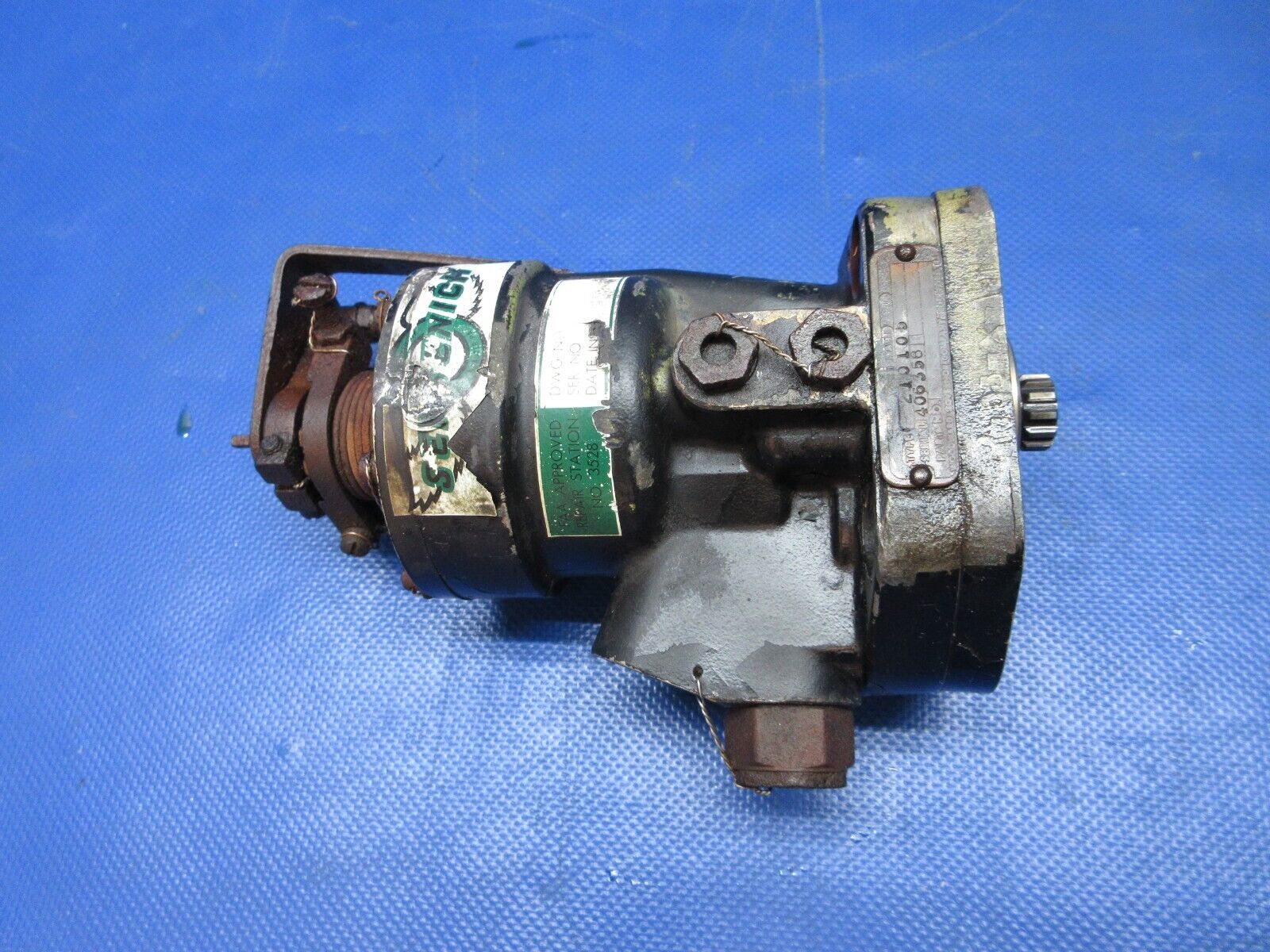 Early Cessna 182 Sensenich / Woodward Prop Governor P/N 210105 CORE (0724-1236)