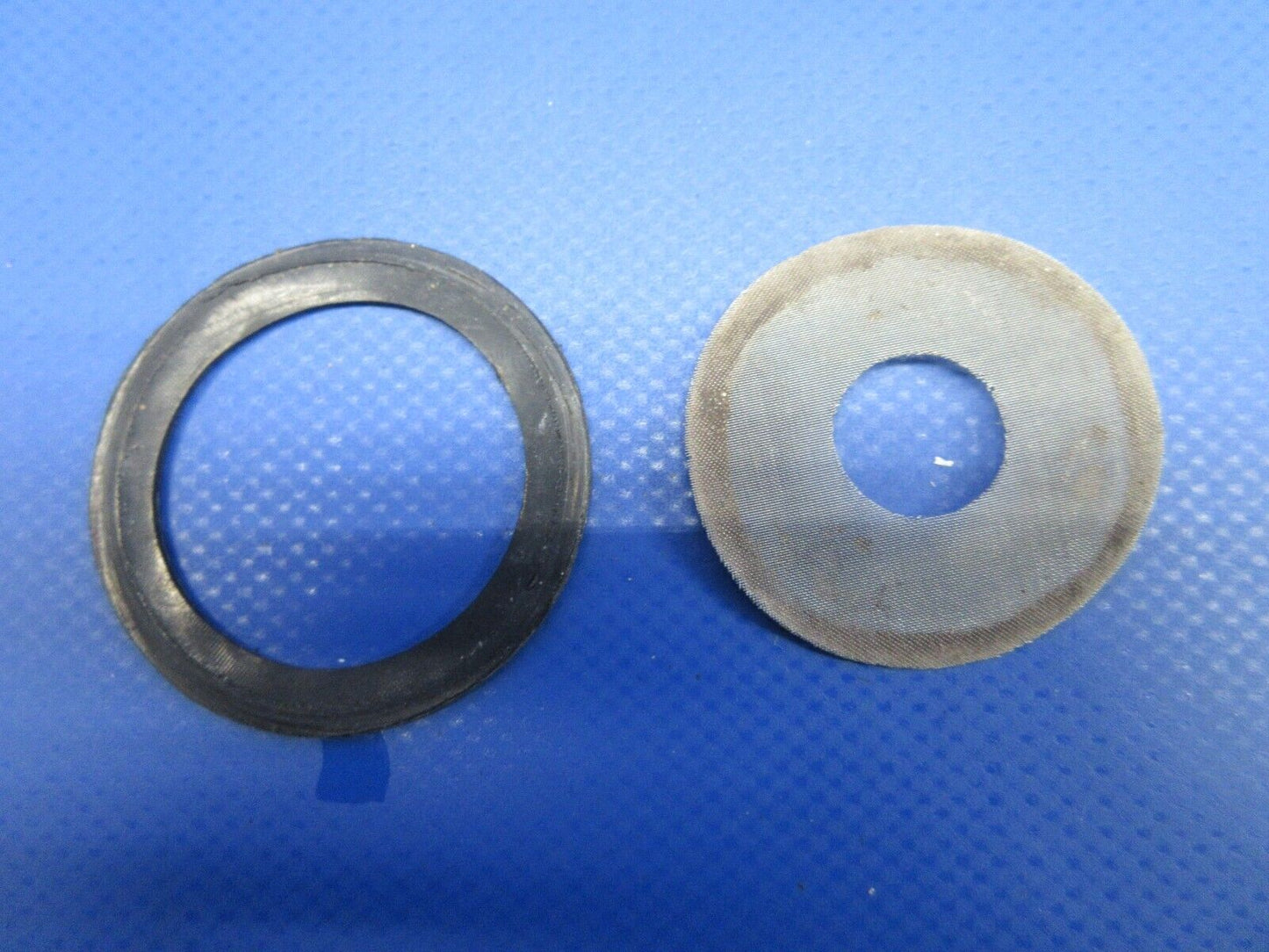 Beech 19A Musketeer Fuel Strainer Gaskolator Assy P/N HE-759-3 (0424-1331)