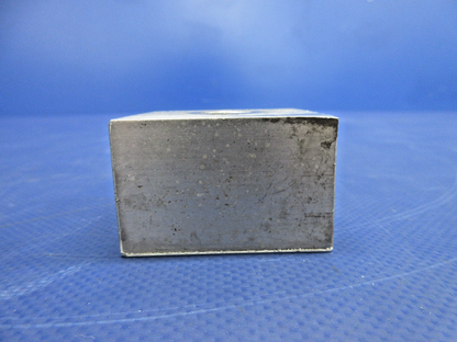 Diamond DA-40 RH Cowl Mount Block P/N D41-7103-12-71 (0726-814)3