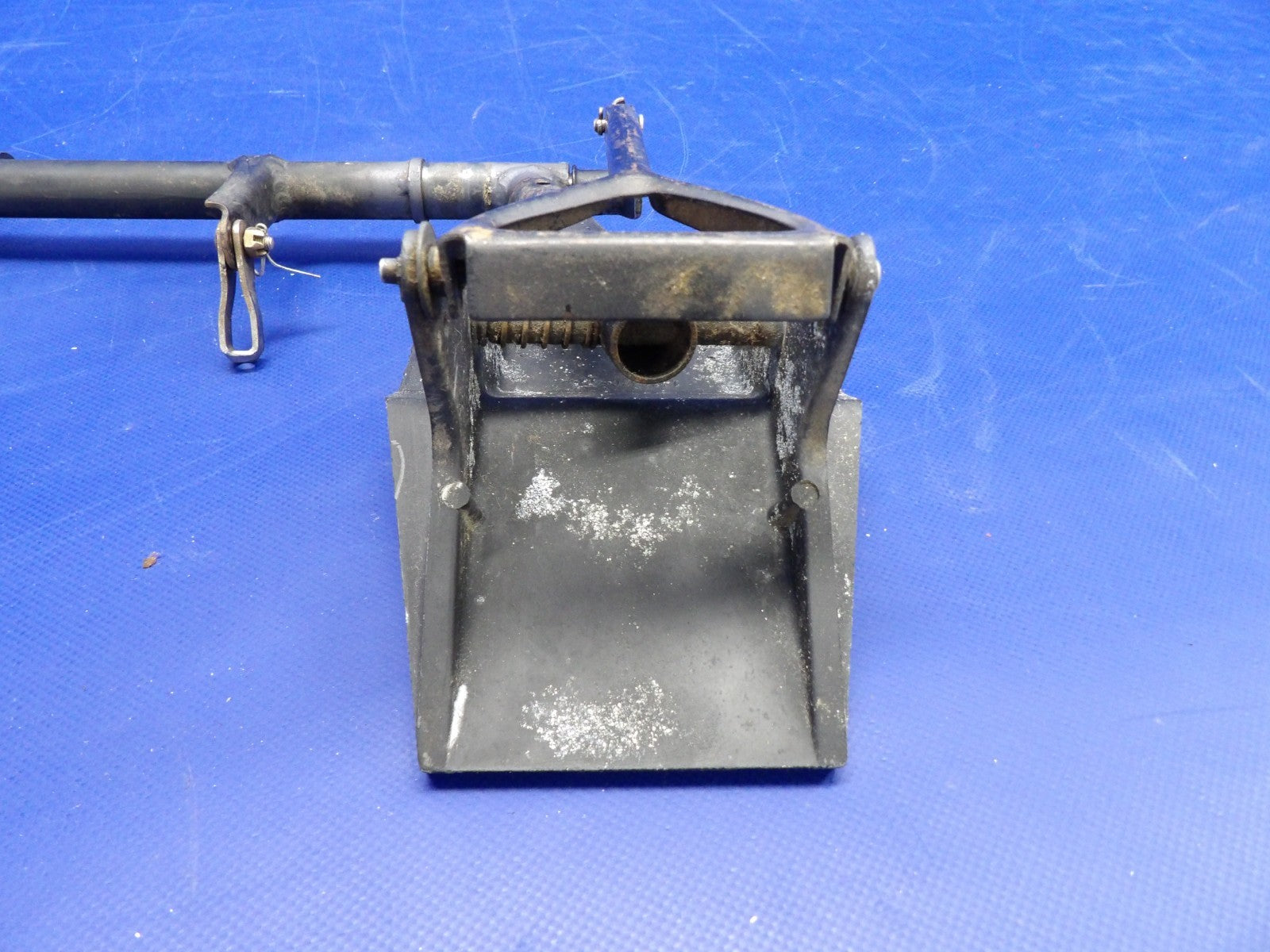 Cessna 182 / 182L Rudder Pedals And Bars P/N 0760678-1, 0760604-1 (0226-2041)17