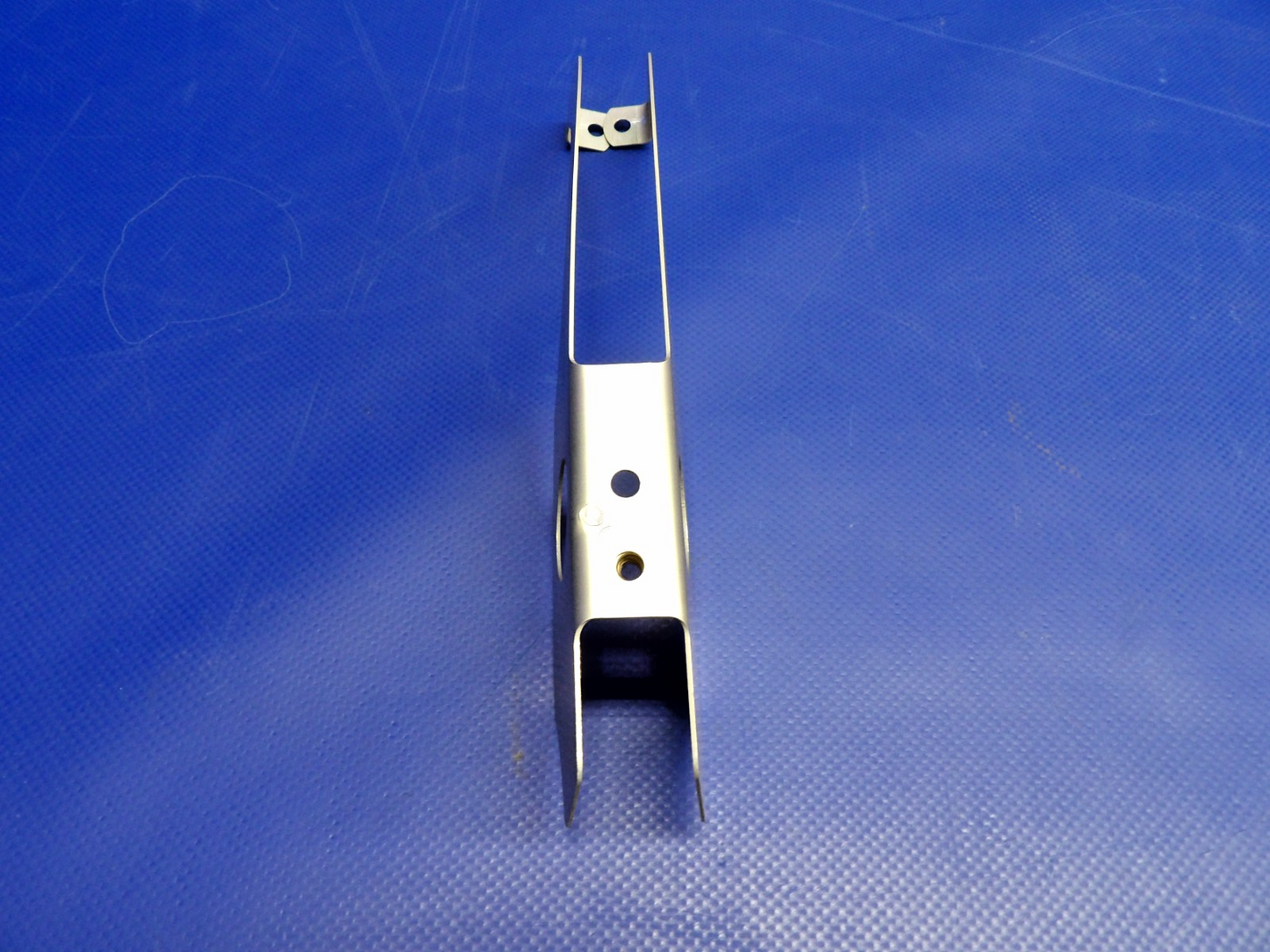 Continental Inter Cylinder Baffle Support P/N 656134 NOS (0326-1224)2