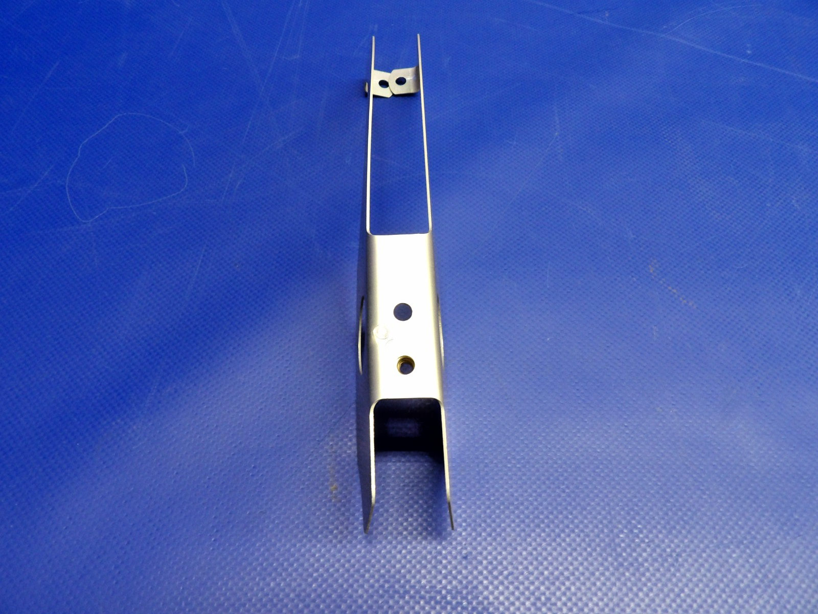 Continental Inter Cylinder Baffle Support P/N 656134 NOS (0326-1224)2