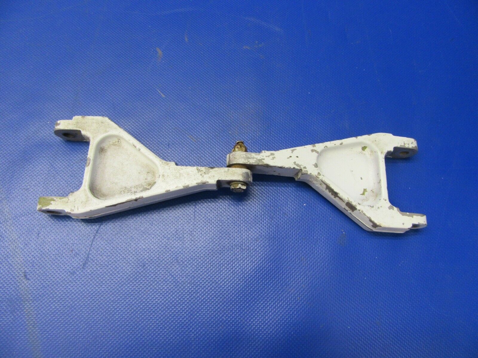 Piper PA-23 Apache Nose Gear Torque Link P/N 752-914 (1021-552)