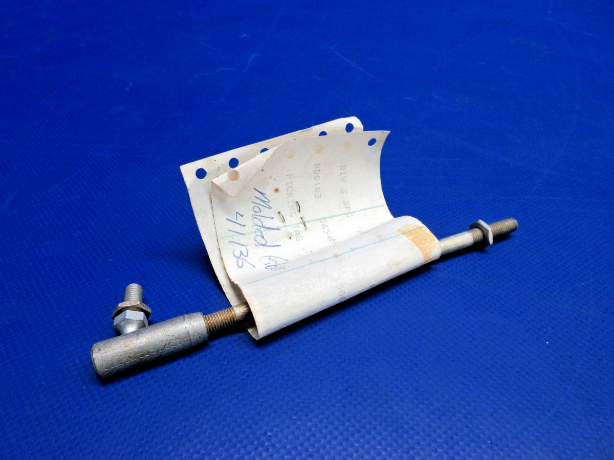 Cessna Cowl Flap Rod P/N 5654012-4 NOS (0526-949)0