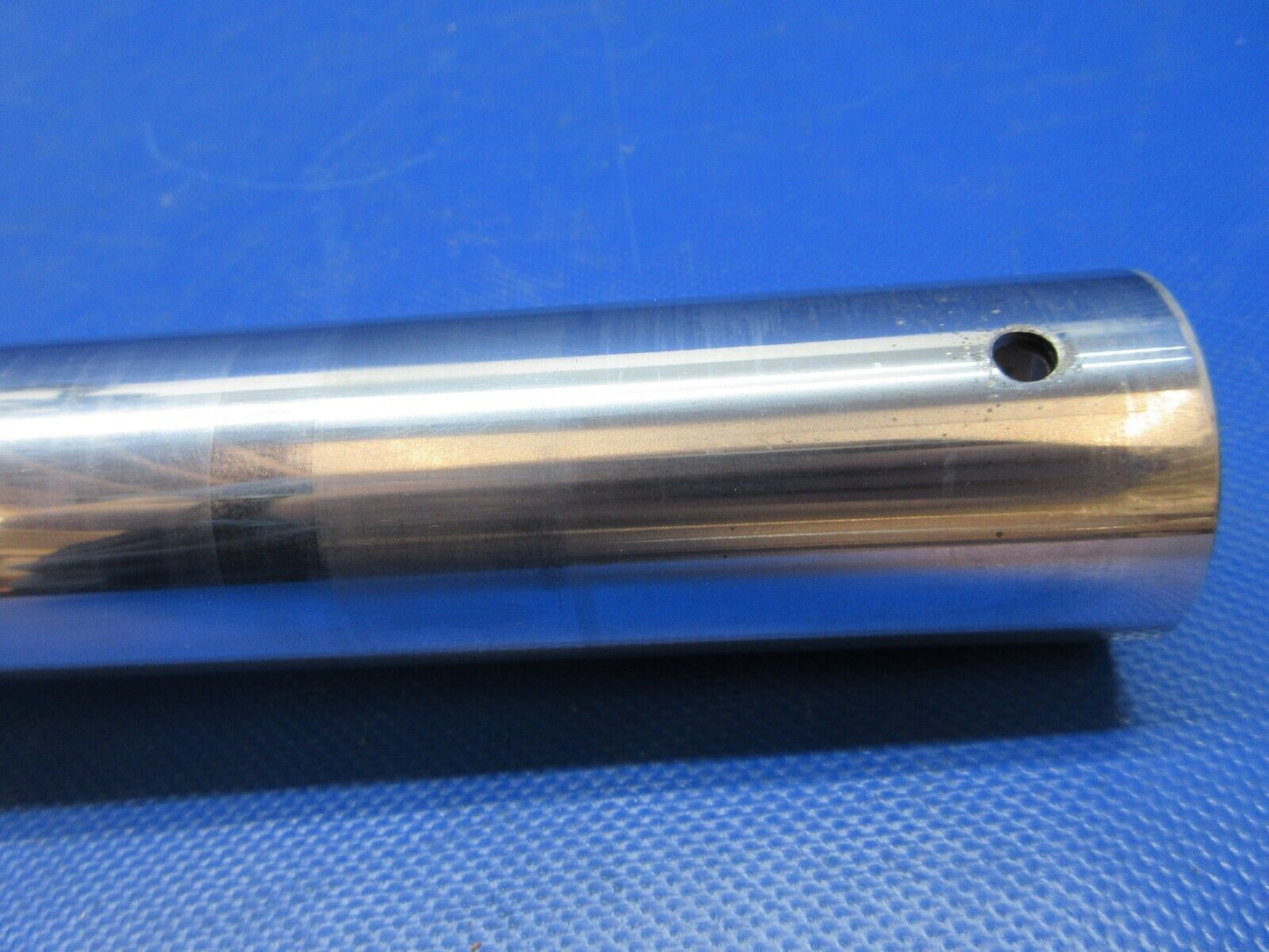 Piper PA-34-200T MG Strut, Fork & Axle w/ Nut & Bushing P/N 67037-06 (0924-1411)
