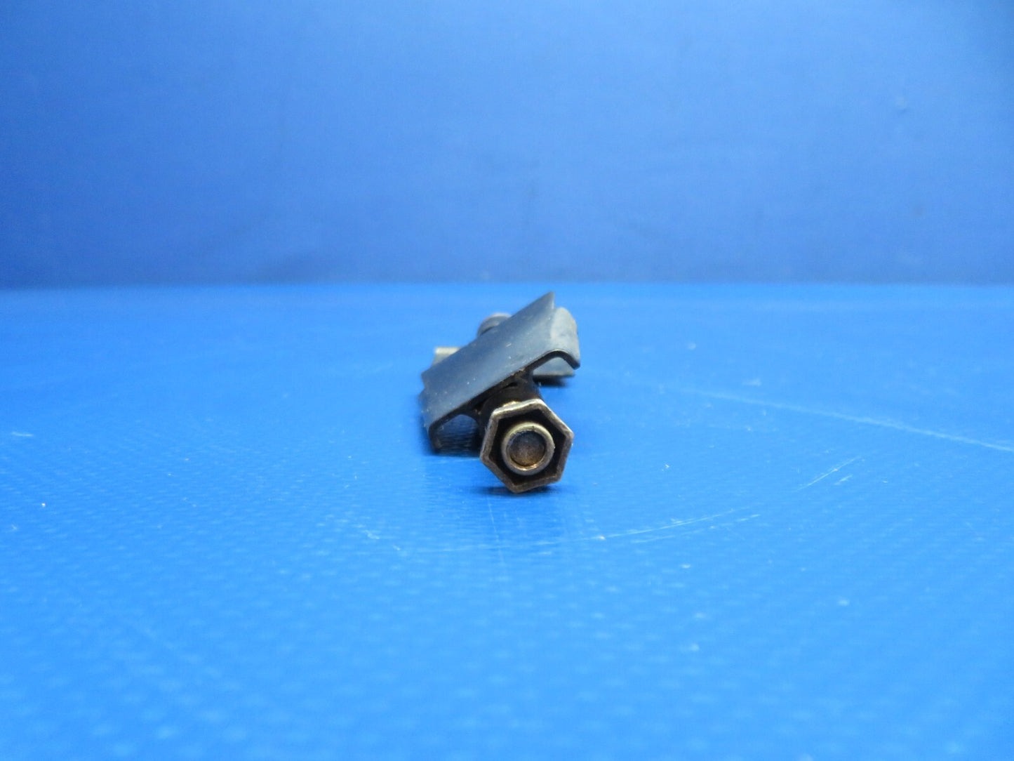 Piper PA-46 Lycoming TIO-540 Intercooler Mounting Bracket 89082-05 (1224-114)2
