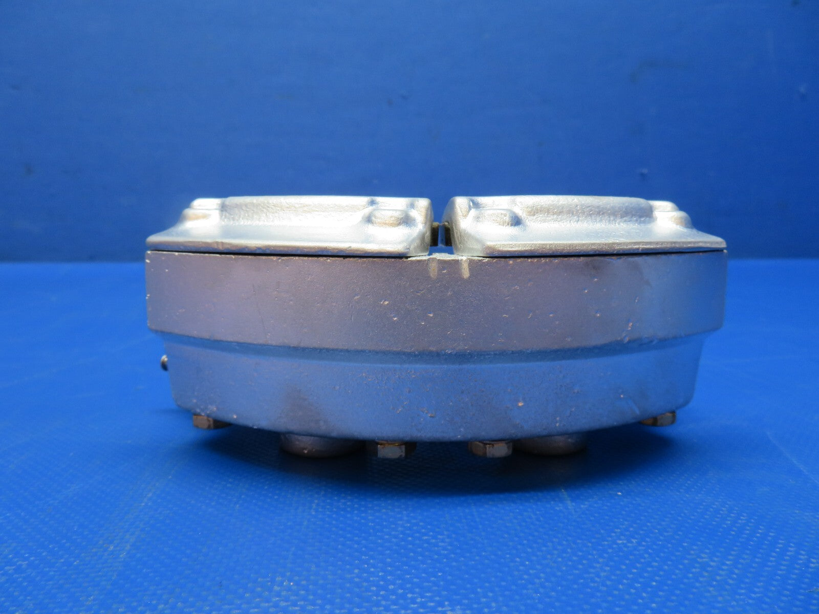 Cessna 337 / 337E Cleveland Brake Caliper Assy P/N 30-61 REBUILT (0424-1711)8