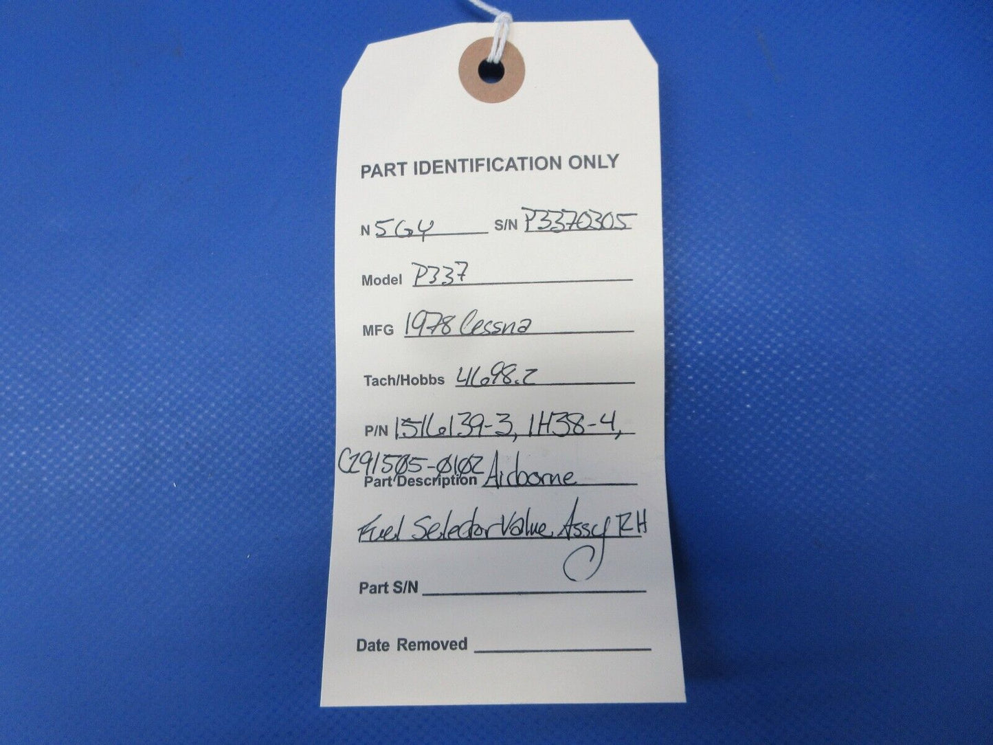 Cessna 337 / P337H Airborne Fuel Selector Valve RH P/N 1516139-3 (0724-1294)