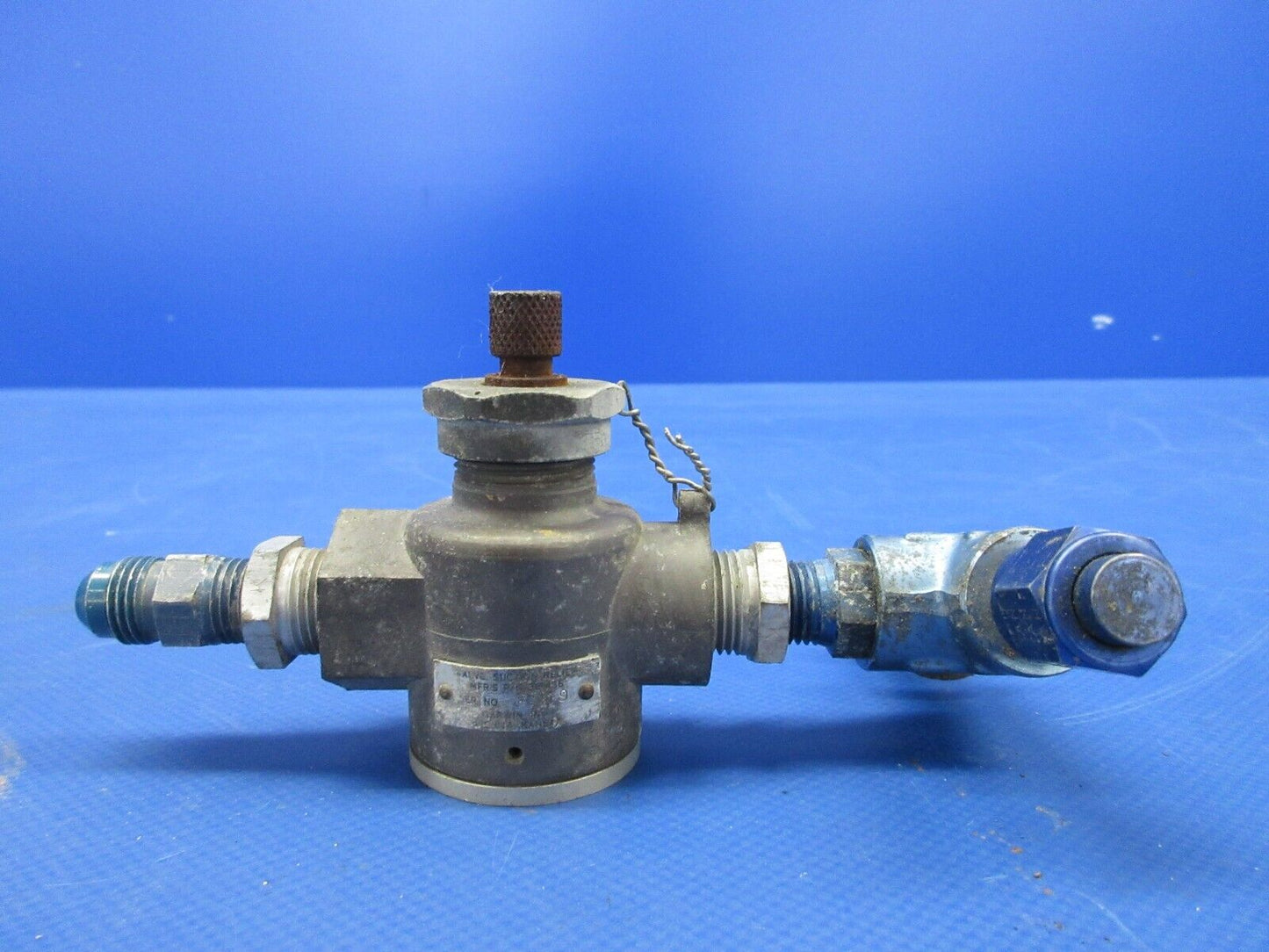 Cessna 175 Garwin Suction Relief Valve P/N 32-436 (0524-1327)