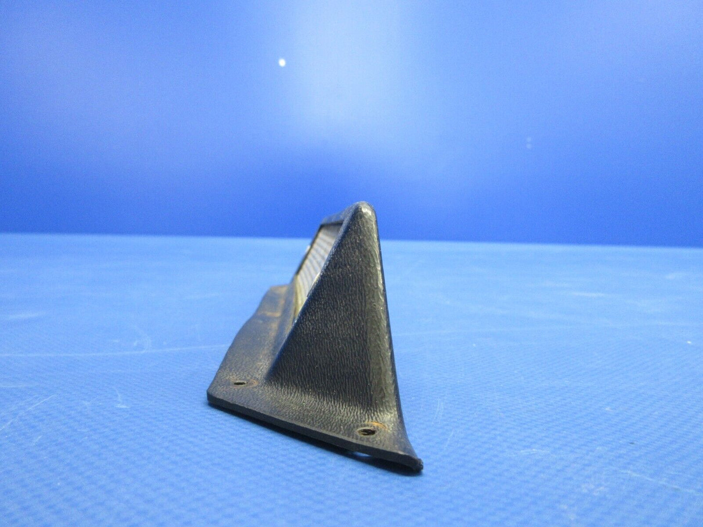Piper PA-28-181 Archer Exhaust Vent Cover Assy P/N 99252-10 (0524-1029)
