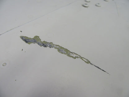 Beech 95-B55 Baron RH Wing Tip P/N 000-170000-6 (0326-45)2
