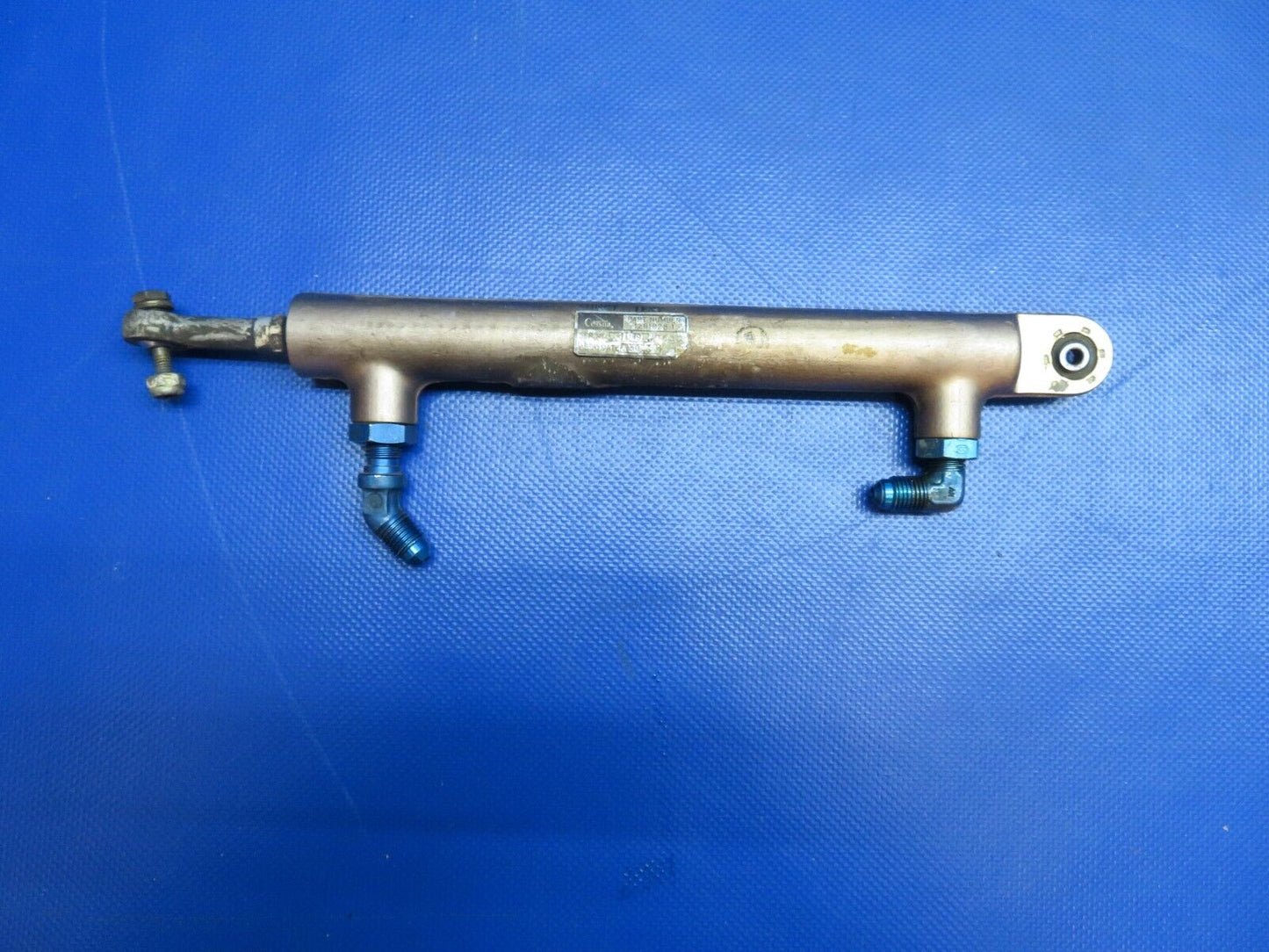 Cessna 210 Actuator Main Gear Door P/N 1281028-1 CORE (0624-1722)