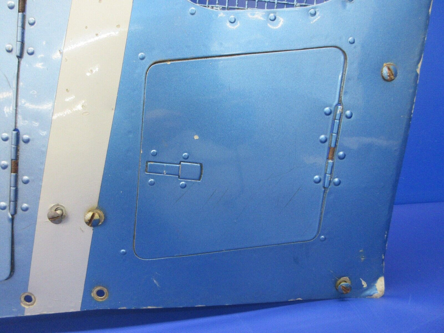 Bell 47J-2 Helicopter Fuselage Cowl LH P/N 47-340-207-225 (1124-1416)