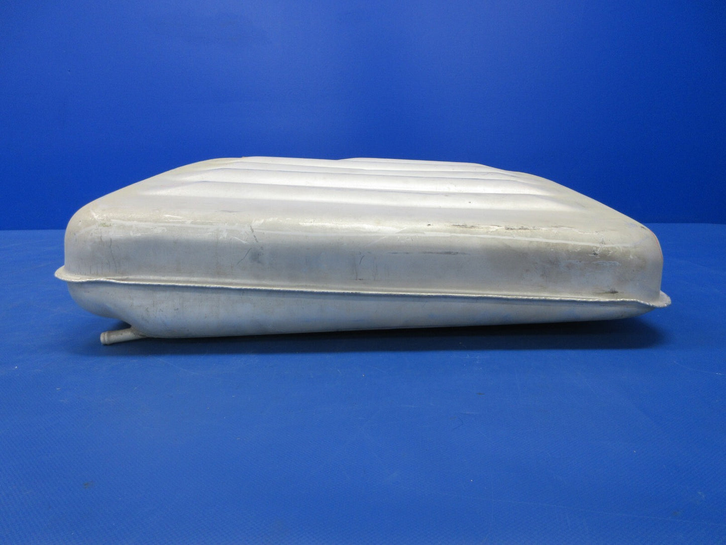 Cessna Skymaster 337 INBD RH Fuel Tank P/N 156057-2 (1124-2033)10