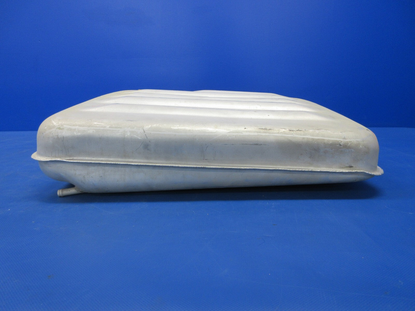 Cessna Skymaster 337 INBD RH Fuel Tank P/N 156057-2 (1124-2033)10