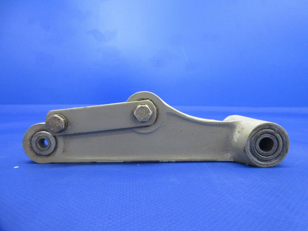 Cessna 310 / 310R MG Door Retraction Bellcrank Arm LH 0841104-3 (1124-965)