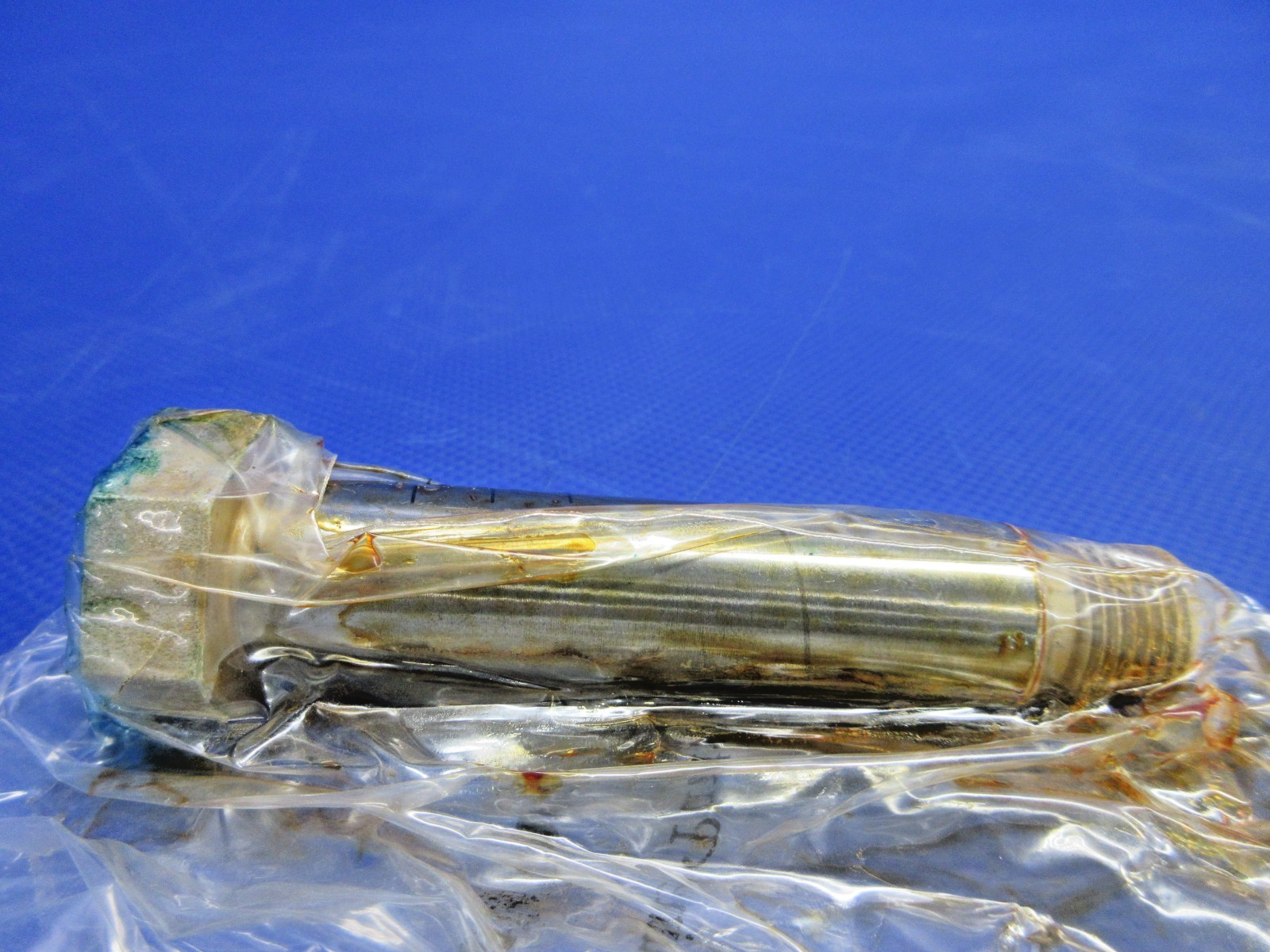 Beech King Air Bolt w/8130 P/N 101-810146-1 NOS (0426-778)8