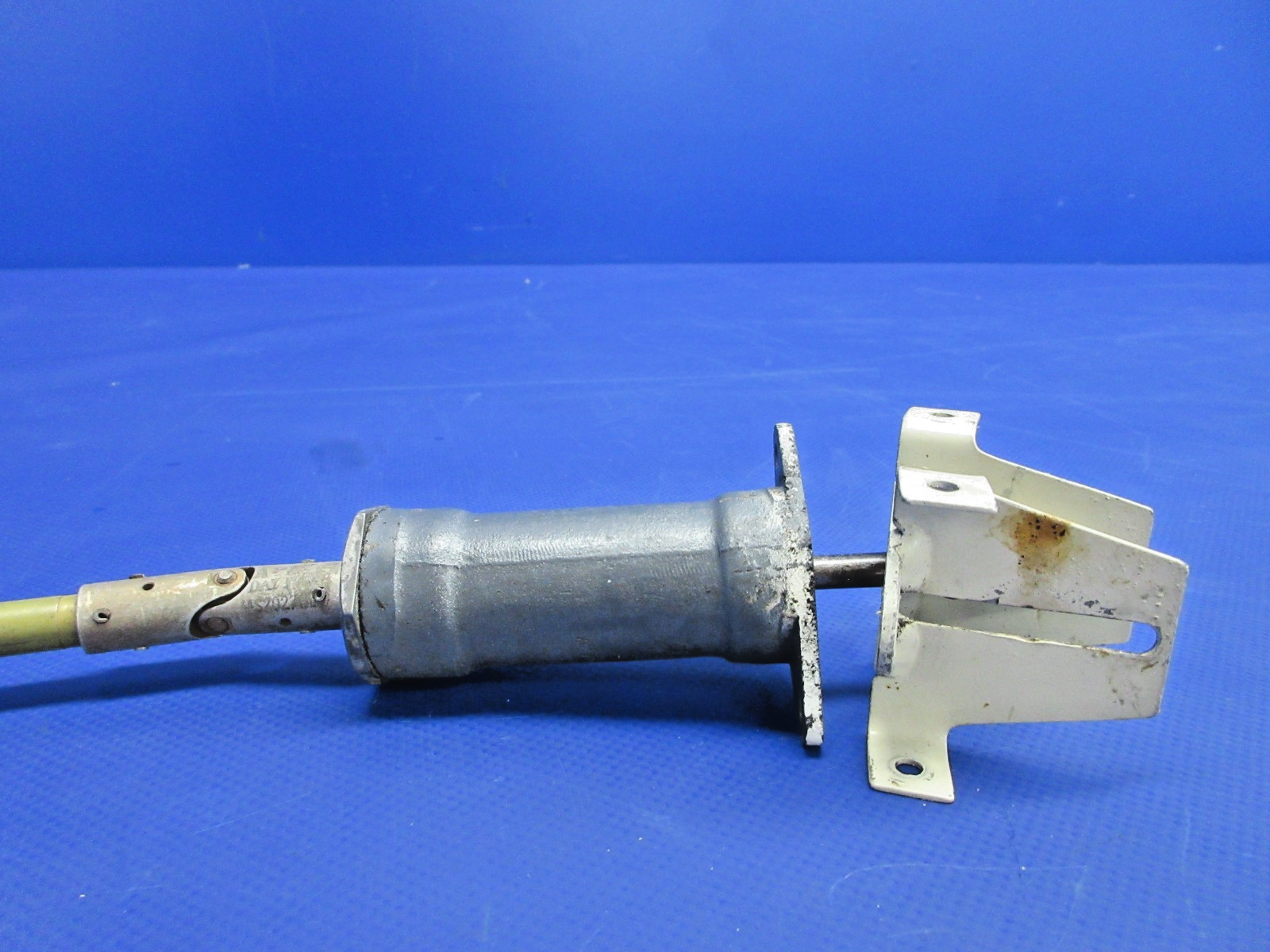 Beech D95A Travel Air Rudder Trim Tab Actuator P/N 95-520011-601 (0326-728)4