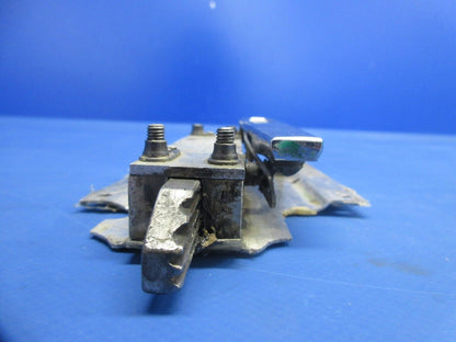 Cessna 177 / 177B Cardinal Cabin Door Latch Assy RH P/N 1717039-4 (0824-1039)