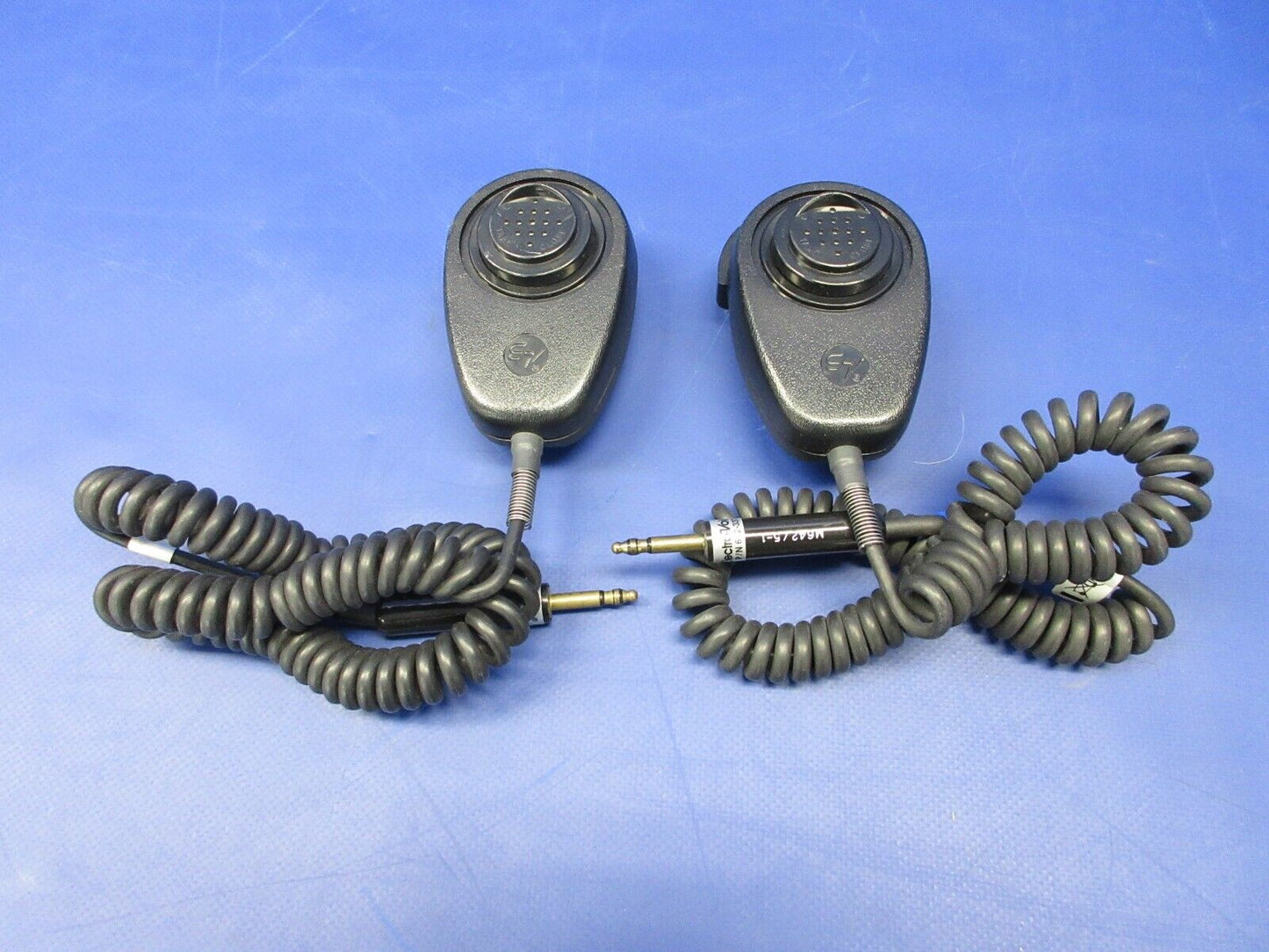 44095806